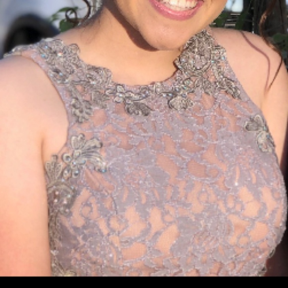 Prom dress - Picture 3 of 3
